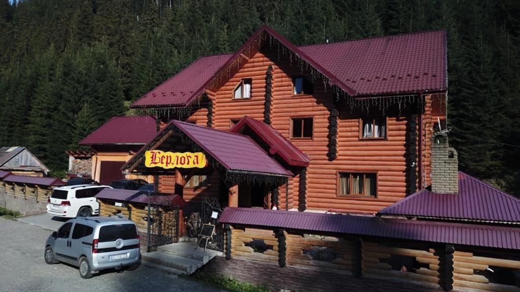 Hotel Berloga-Sinevir Synevyrs'ka Polyana Bagian luar foto