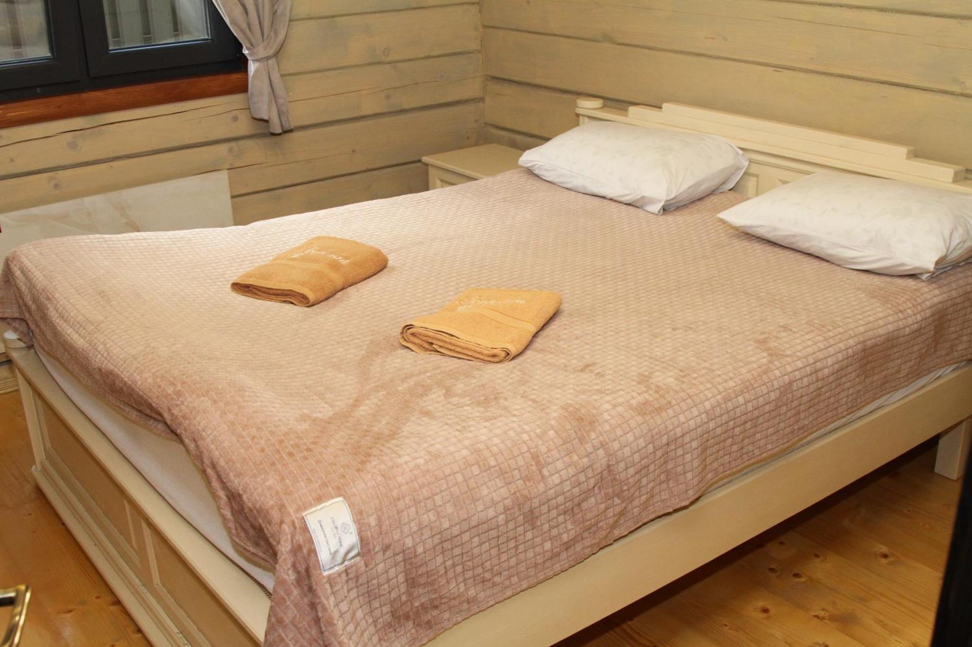 Hotel Berloga-Sinevir Synevyrs'ka Polyana Ruang foto